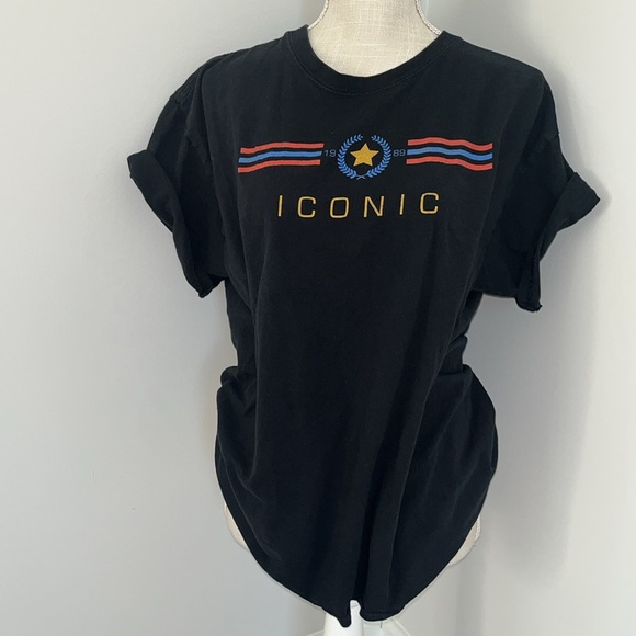 PrettyLittleThing Tops - Pretty little thing iconic print tee